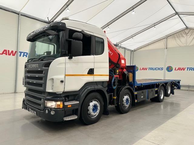 Scania R420 8x2 Sleeper Beavertail with PM50 Crane