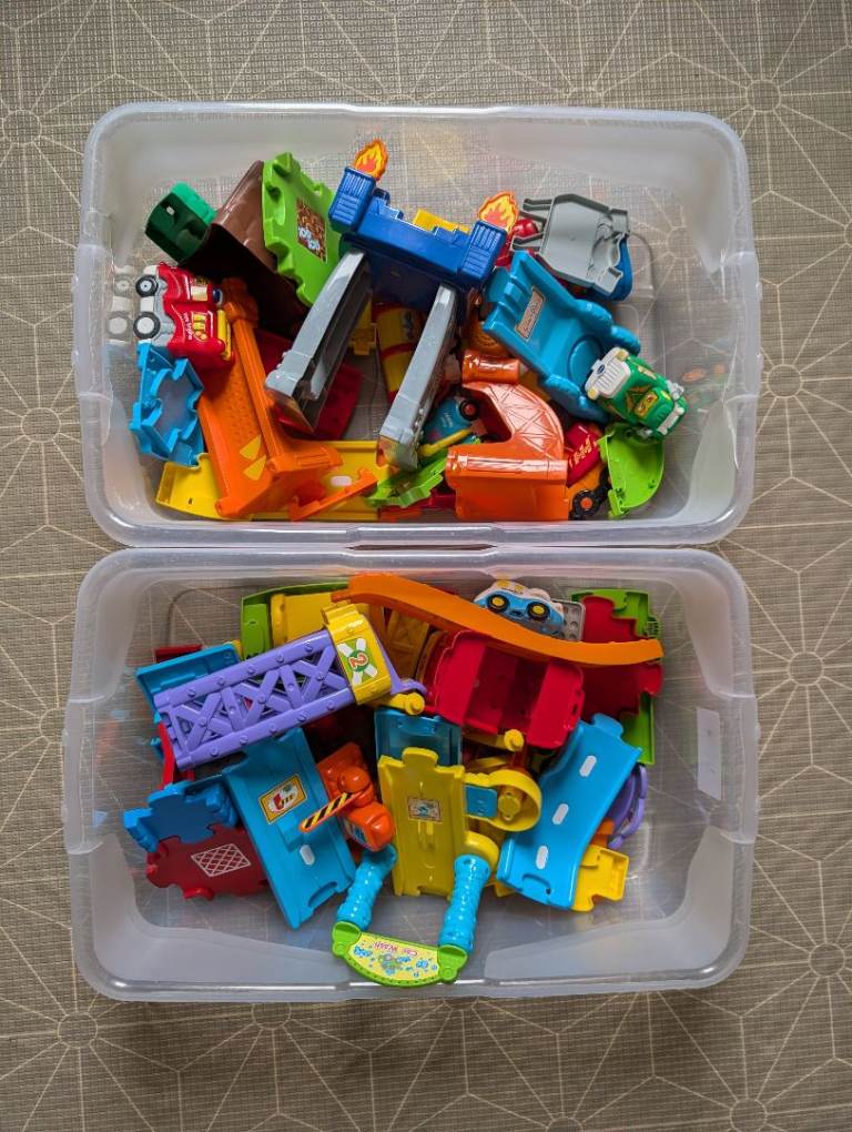 **REDUCED** Toy car track - Vtech Toot Toot Drivers - electronic cars and track collection 