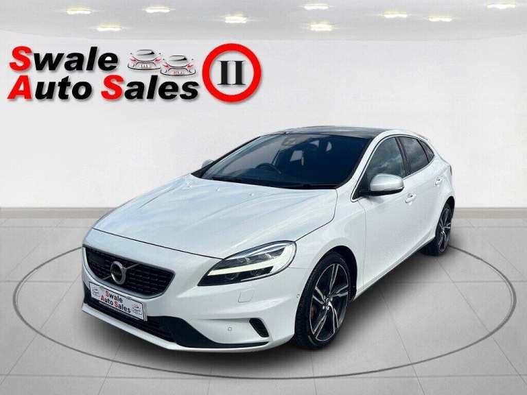 2017 Volvo V40 2.0 D3 R-Design Pro Hatchback 5dr Diesel Manual Euro 6 (s/s) (150 ps) Hatchback Di...