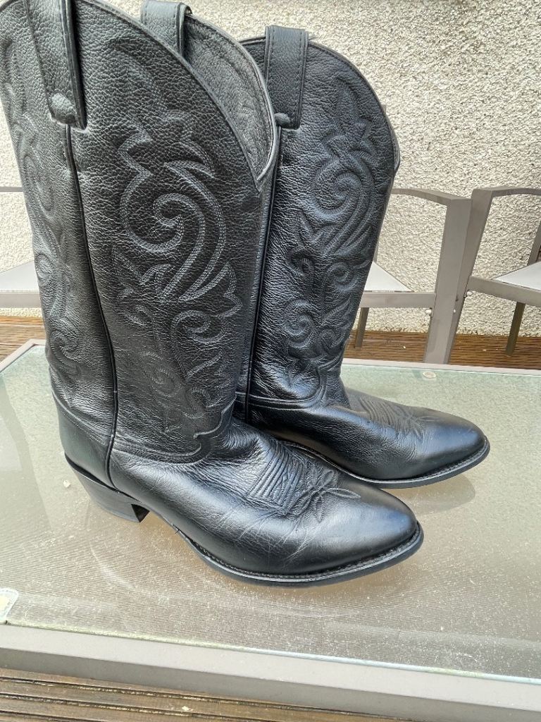 Genuine Justin leather cowboy boots bought in San Antonio Texas Black US12 approx UK11.5