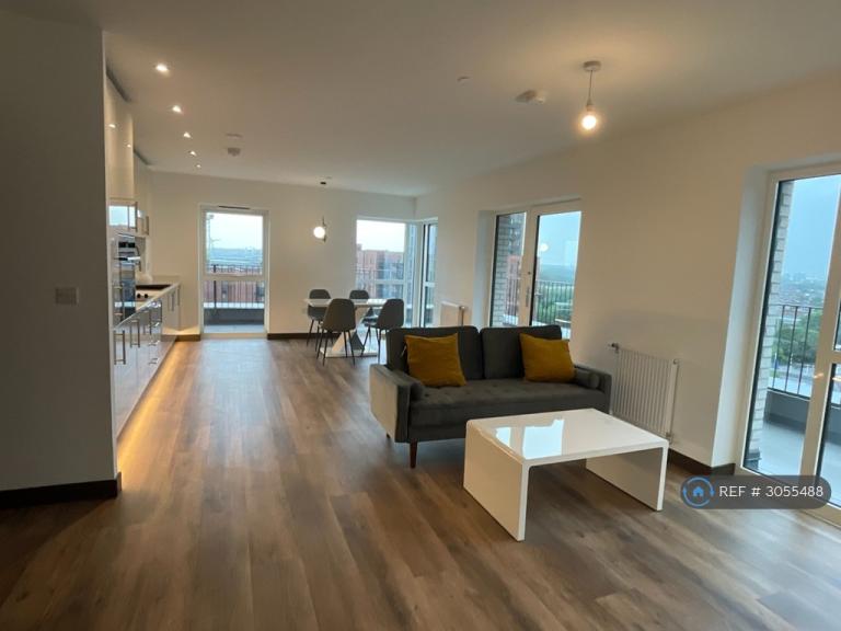 1 bedroom in Dunstan Place, Barking, IG11 (#3055488)