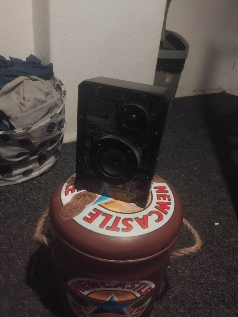 LED Bluetooth speaker 