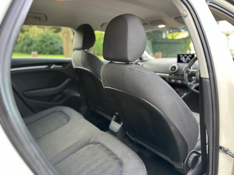 2015 Audi A3 1.6 TDI 110 SE Technik 5dr HATCHBACK Diesel Manual