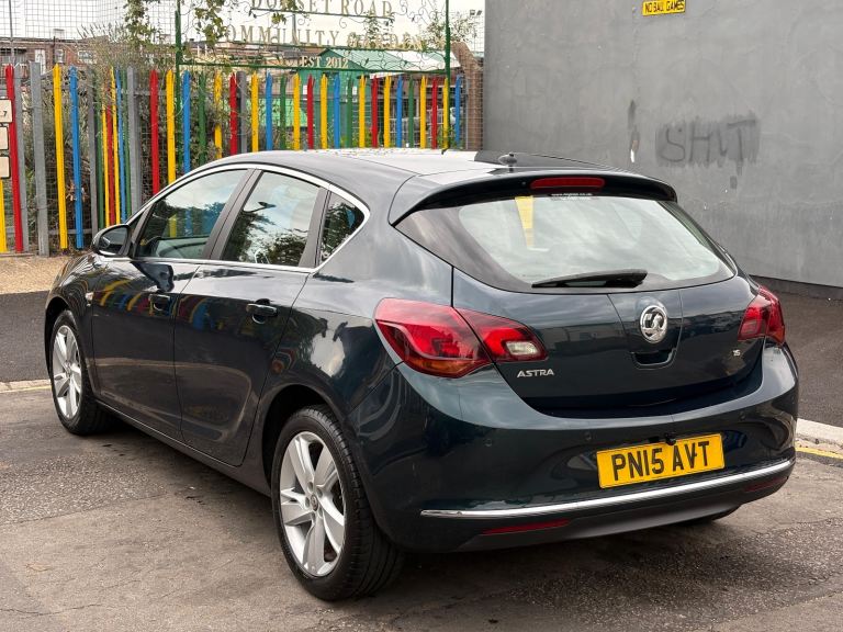Vauxhall, ASTRA, Hatchback, 2015, Manual, 1598 (cc), 5 doors