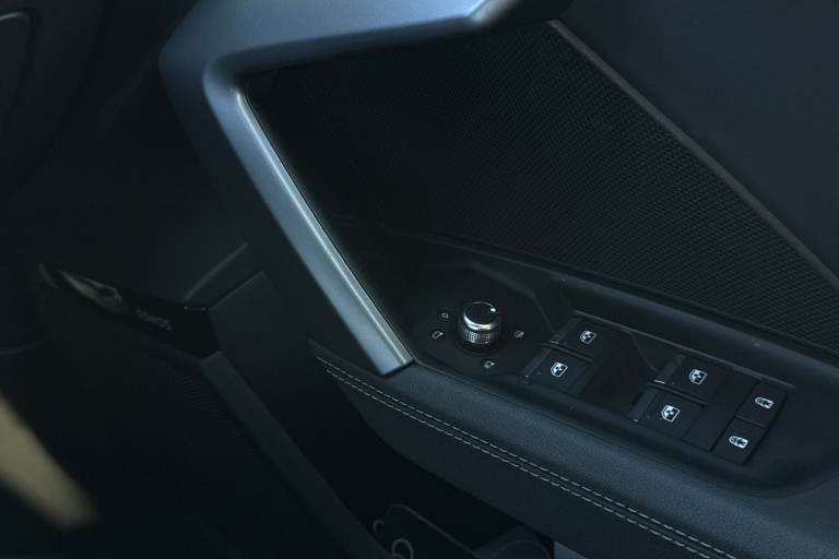 2025 Audi A3 Black Edition 35 TFSI  150 PS S tronic SUV PETROL Automatic