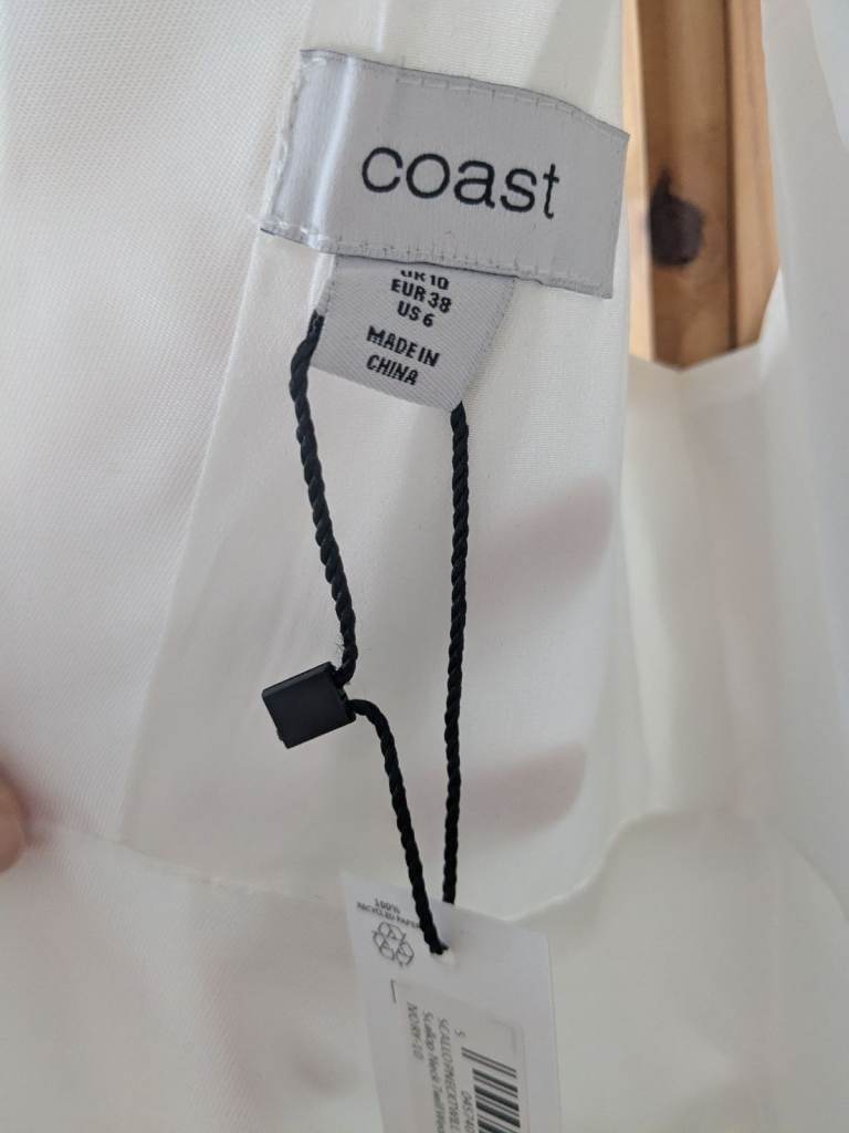 Scalloped neck twill wedding dress 