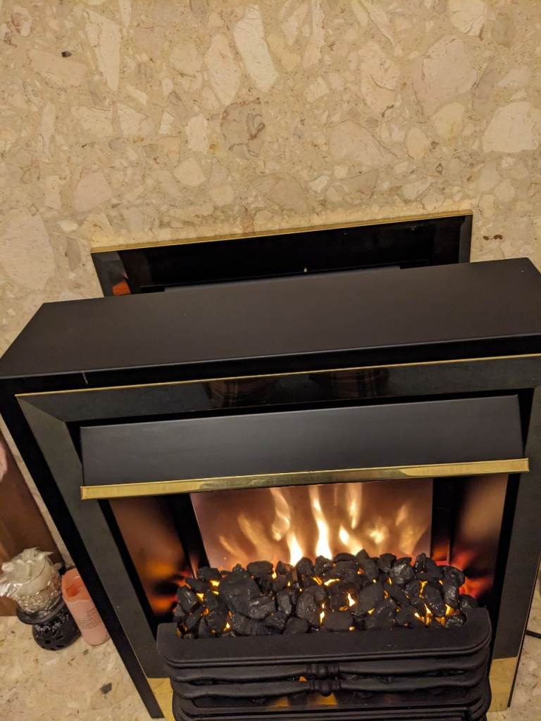 Electric Fireplace with Realistic Flame Effect