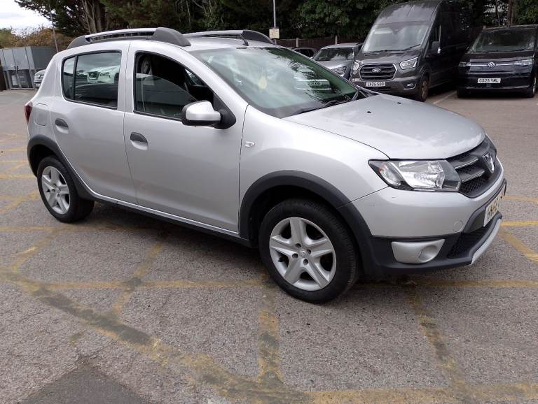 2016 Dacia Sandero Stepway Laureate 1.5 dCi Hatchback 5dr Diesel Manual Euro 6 ULEZ Free Long MOT