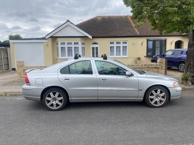 Volvo S60 D5 Manual, 146k Tow bar. Perfect Car.