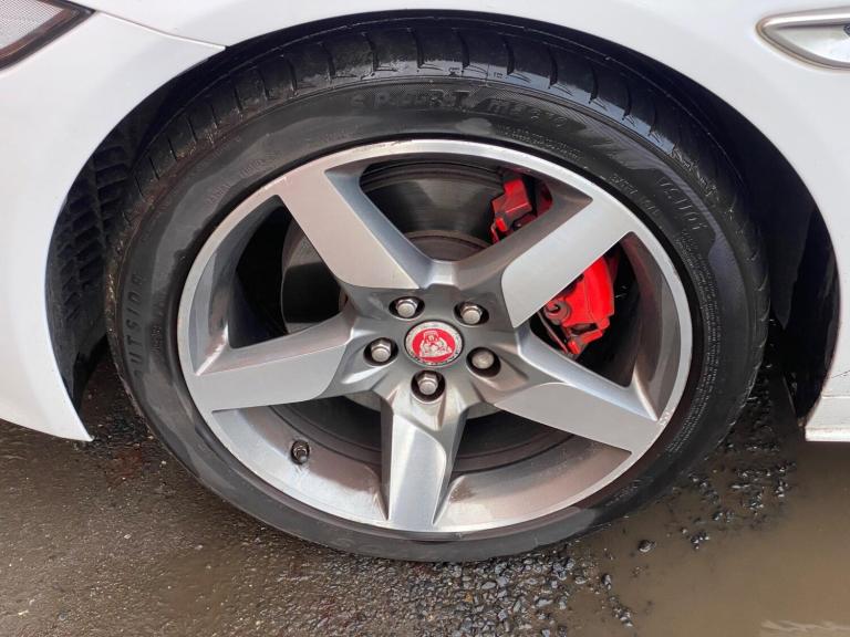 2016 Jaguar XE 2.0d R-Sport Auto Euro 6 (s/s) 4dr SALOON Diesel Automatic