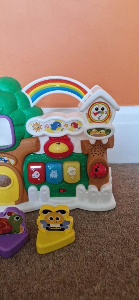 MUSICAL TREE HOUSE AND SHAPE SORTER. INCLUDES BATTERIES. EXCELLENT ...