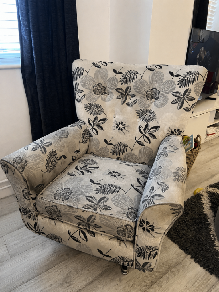 Arm chair 