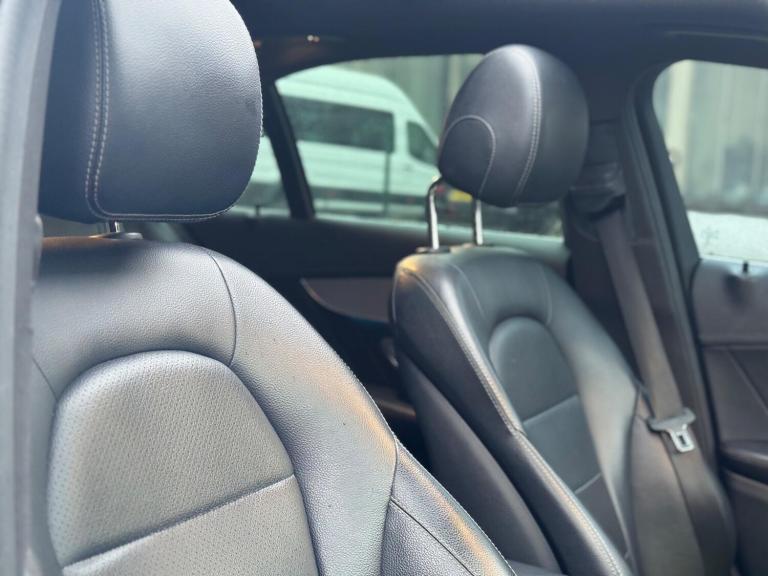 2015 Mercedes-Benz C Class 2.1 C220d AMG Line (Premium Plus) 7G-Tronic+ Euro 6 (s/s) 4dr SALOON D...