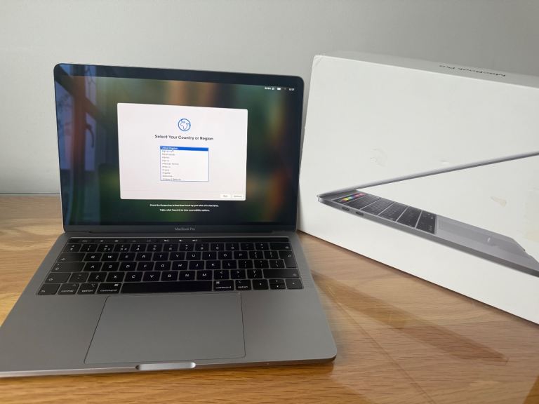 MacBook Pro 13 inch 