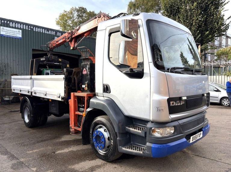 2001 DAF LF55.180 4X2 CRANE VEHICLE