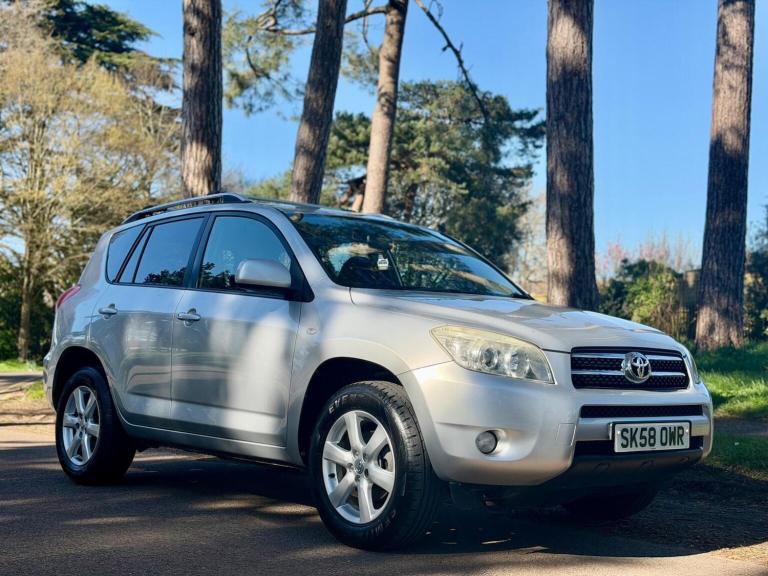 TOYOTA RAV4 2.0 XT-R 4WD 5dr 2008