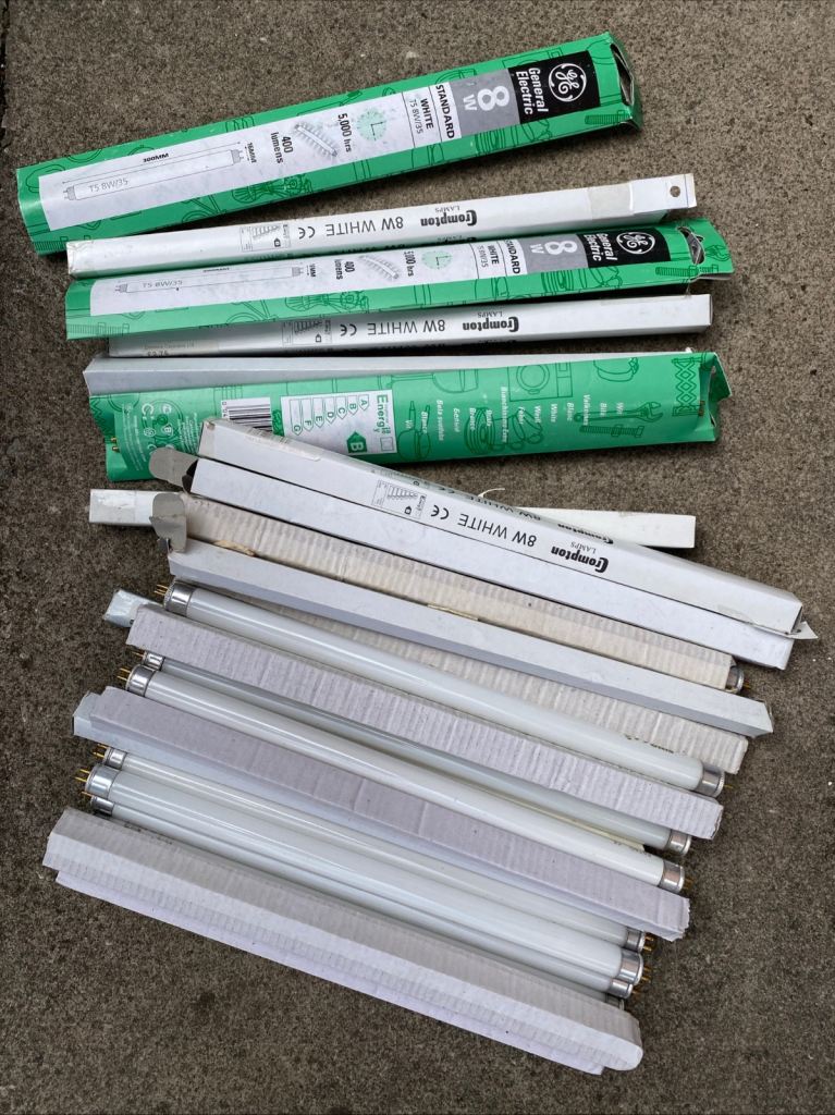 Florescent Light Tubes 8 Watt 30 mm long