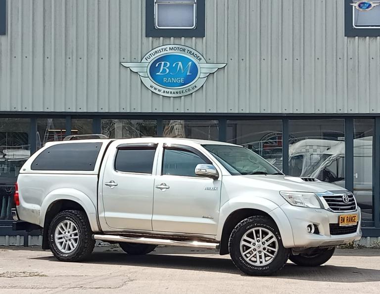 TOYOTA HILUX 3.0 D-4D Invincible Silver Manual Diesel 2013
