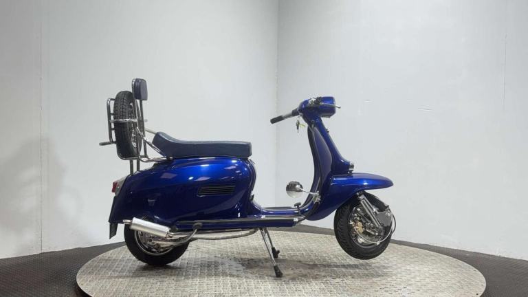 Lambretta GP 1984 RESTORED EXCELLENT CONDITION RUNS / RIDES GREAT CLASSIC 2T