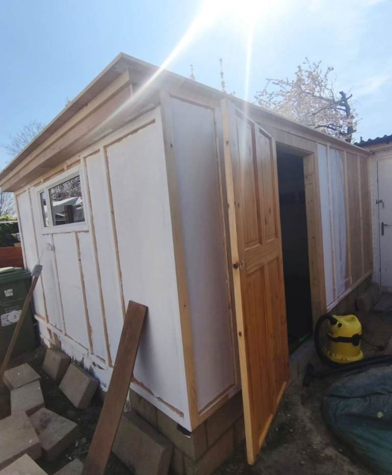 Very Large storage space at very cheap best price (210£ per month only 🥰🥰🥰🥰)