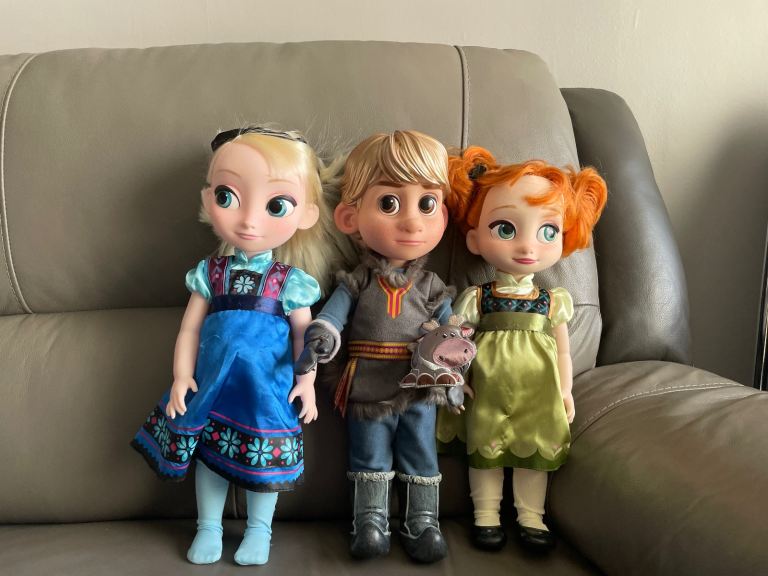 Disney store Animator dolls 