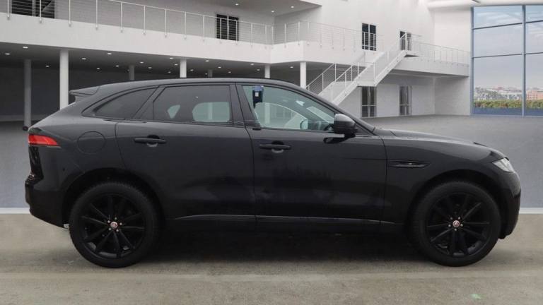 2019 Jaguar F-Pace 2.0 D180 Chequered Flag SUV 5dr Diesel Auto AWD Euro 6 (s/s) (180 ps) ESTATE D...