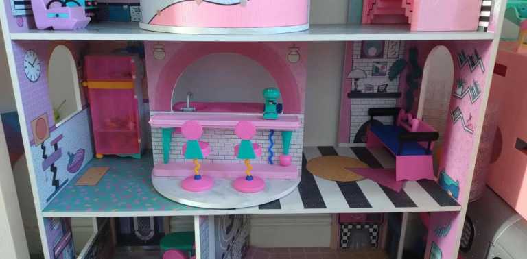 LOL Dolls House