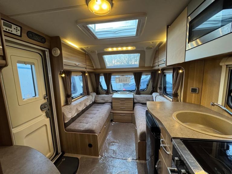 ⭐️ 2013 STERLING ECCLES SPORT 554 ⭐️ FIXED BED 4 BERTH ⭐️ LARGE SOLAR PANEL ⭐️