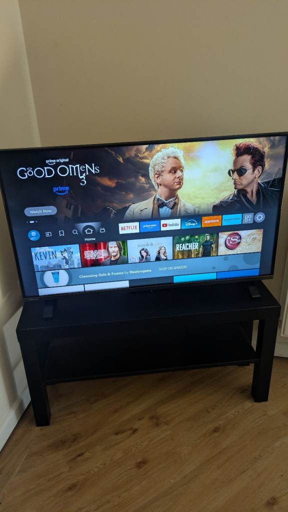 AVAILABLE -  40” Toshiba Fire TV (40LF2F53) – Excellent Condition – 8 Months Old