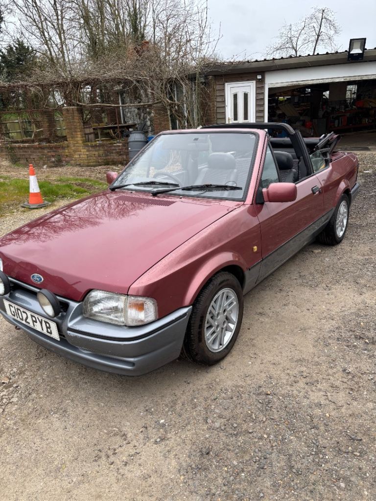 Ford Escort XR3i Convertible 