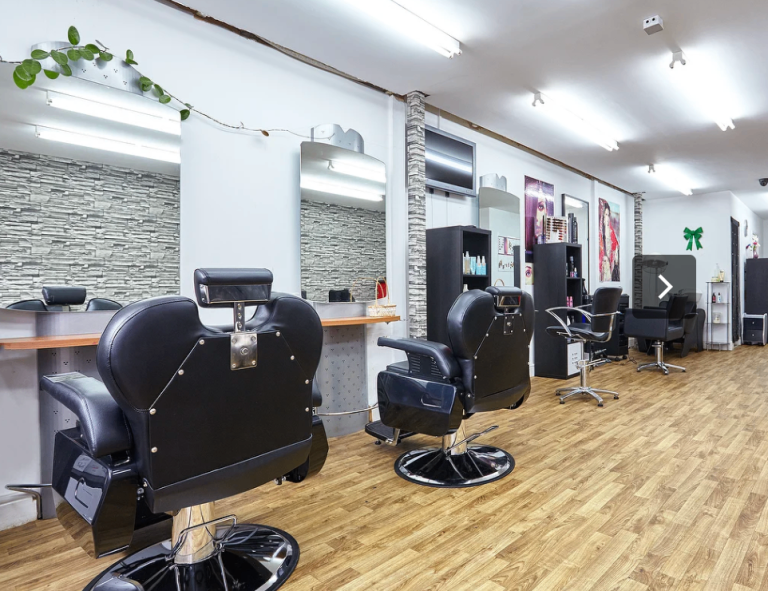 Salon Shop To LET off ilford lane 