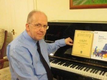 WYMONDHAM PIANO TUITION - experienced teacher offers home visits or online lessons 