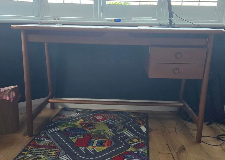 Solid birch mid century wooden Desk with Drawers – Good Condition