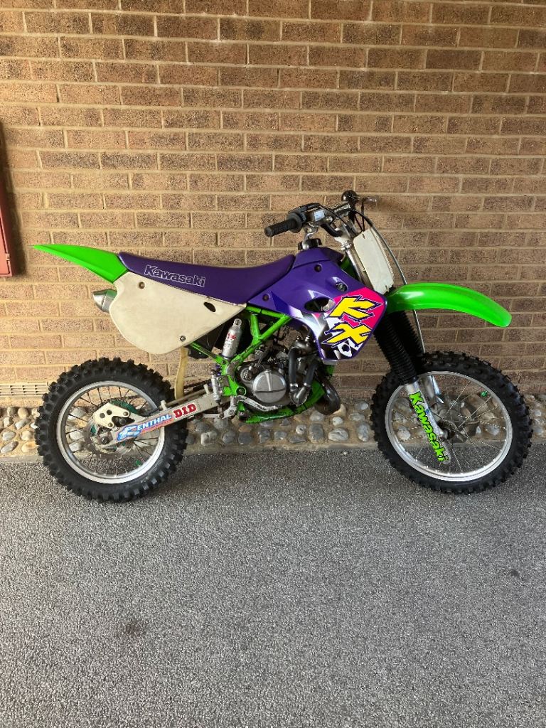 Kawasaki kx 80 motocross bike 1996 model.   ( like kx85 kx 85 etc ) 