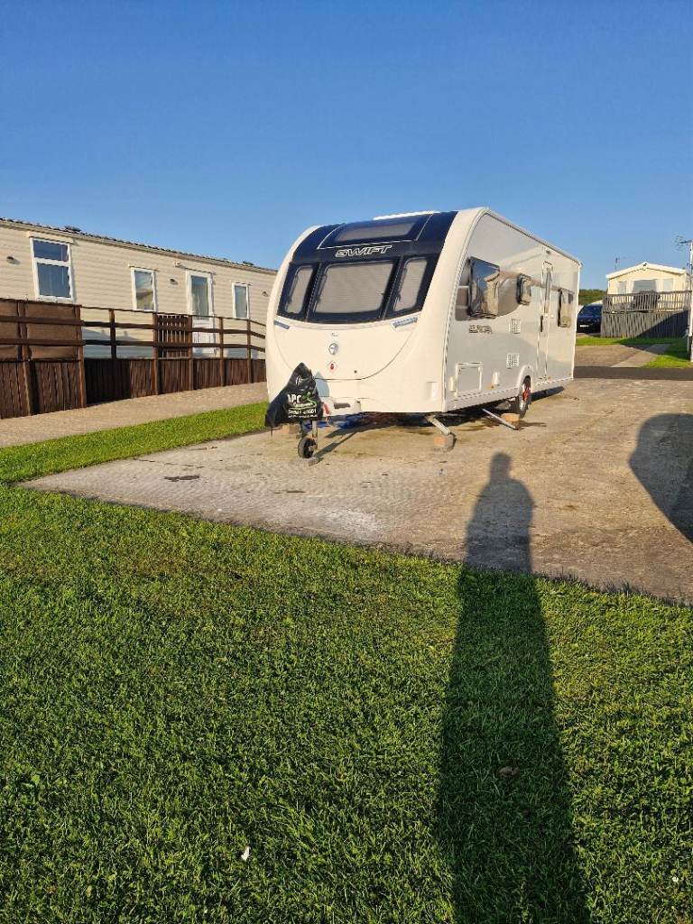 Caravan & pitch