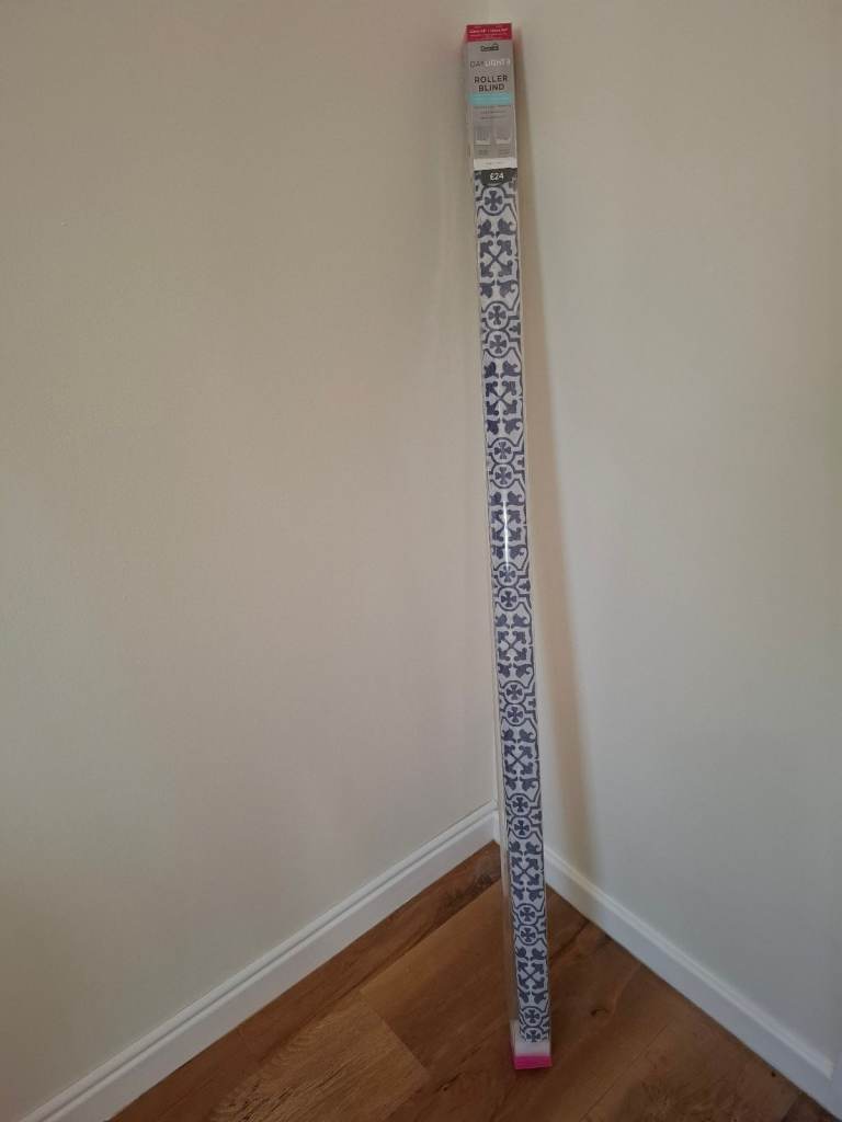 Roller blind 122cm (4ft)