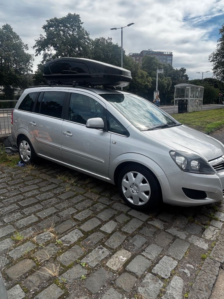 Vauxhall, ZAFIRA, MPV, 2011, Manual, 1598 (cc), 5 doors