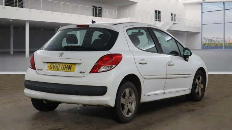 2010 Peugeot 207 1.4 Millesim 5dr HATCHBACK PETROL Manual