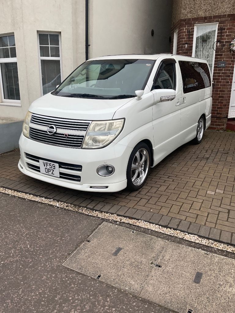 Nissan, ELGRAND E51 3.5 2009 59reg CAMPER VAN IN GOOD CONDITION PETROL 