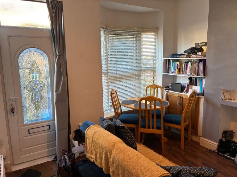 2 Bedroom House to Let in B67 Bearwood