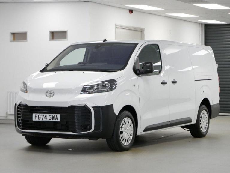74 TOYOTA PROACE 2.0 D 145 BHP L2 LONG ICON EDITION 6DR ( NEW SHAPE )