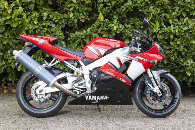 2001 Yamaha YZF-R1