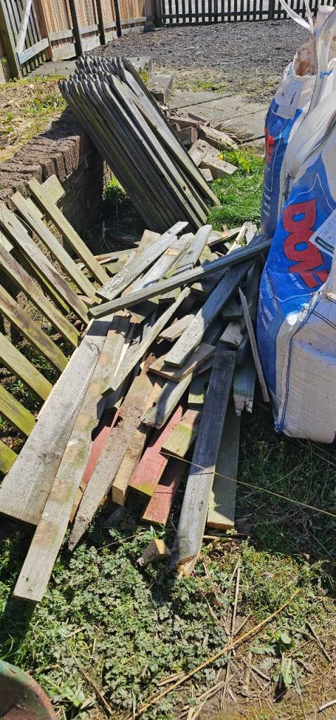 Fence/ wood 
