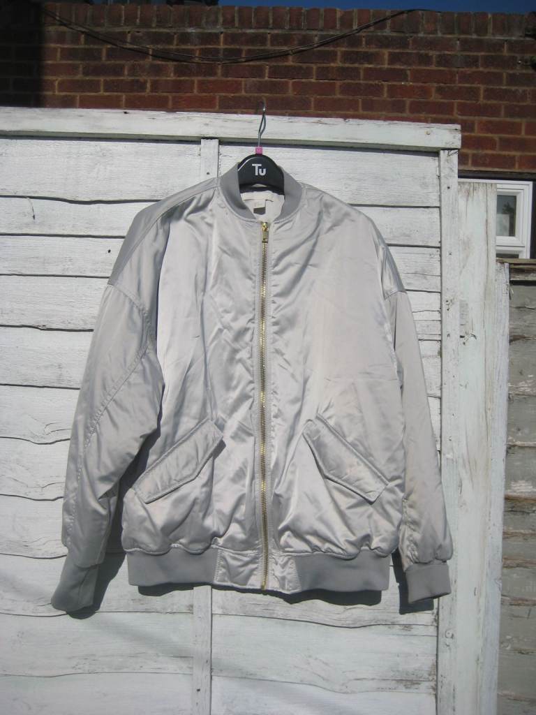H&M EURO Size 36 Quilted and Lined Jacket for Only £8.00 