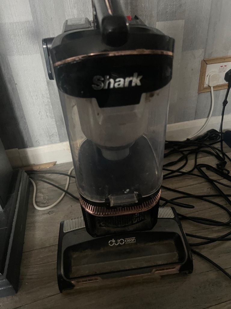 Shark hoover spare and repairs plz read description 