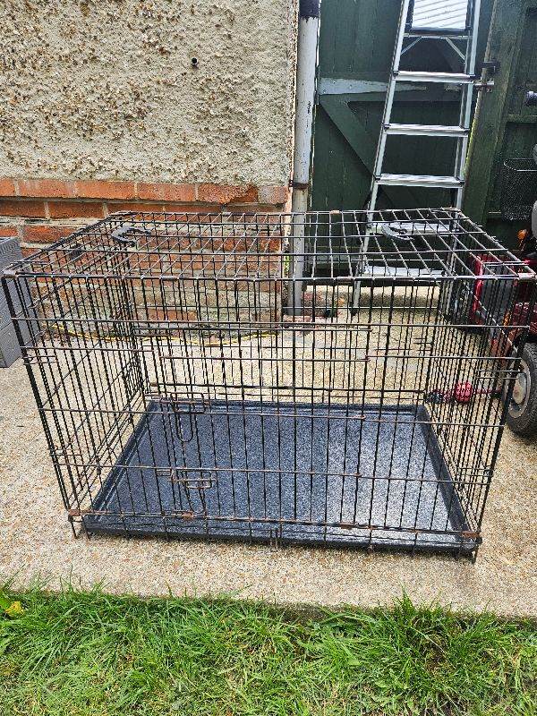 Medium dog crate for sale
