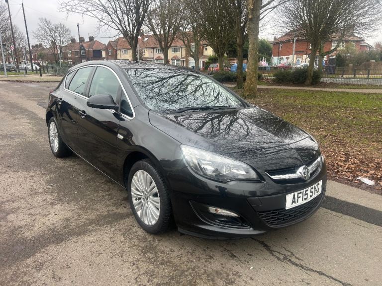 Vauxhall, ASTRA, Hatchback, 2015, Manual, 1598 (cc), 5 doors