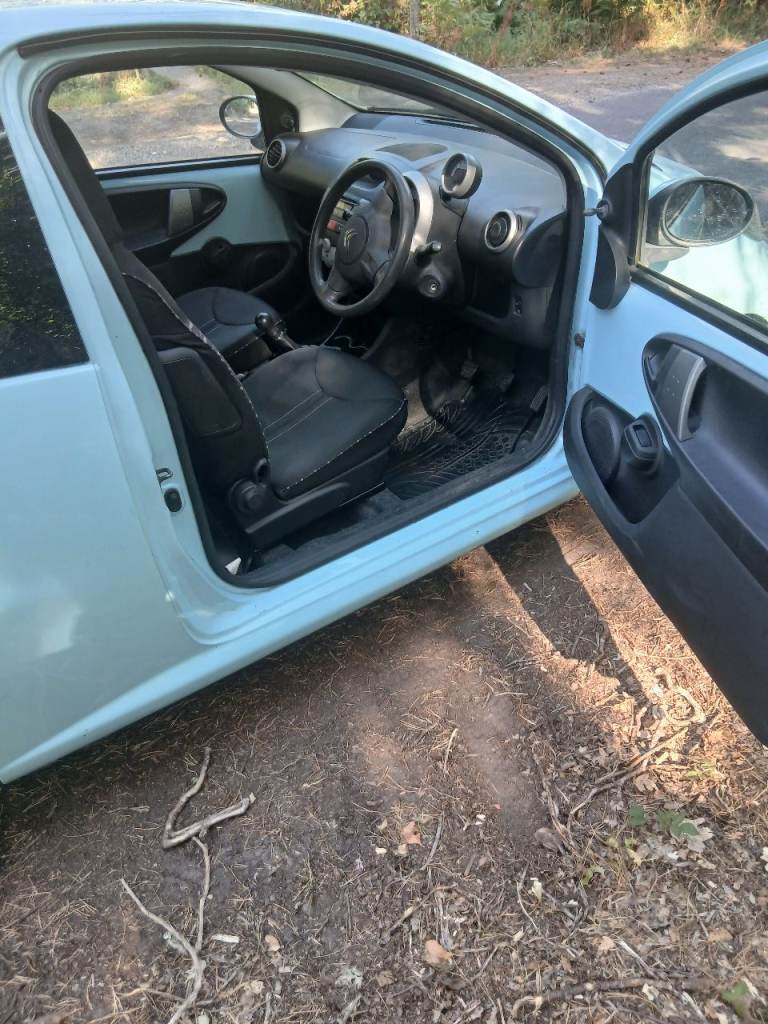 Citroen ci, lady owner mot for 1 year, ideal first car.