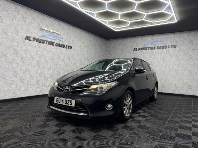 2014 Toyota Auris 1.4 D-4D Excel Euro 5 (s/s) 5dr HATCHBACK Diesel Manual