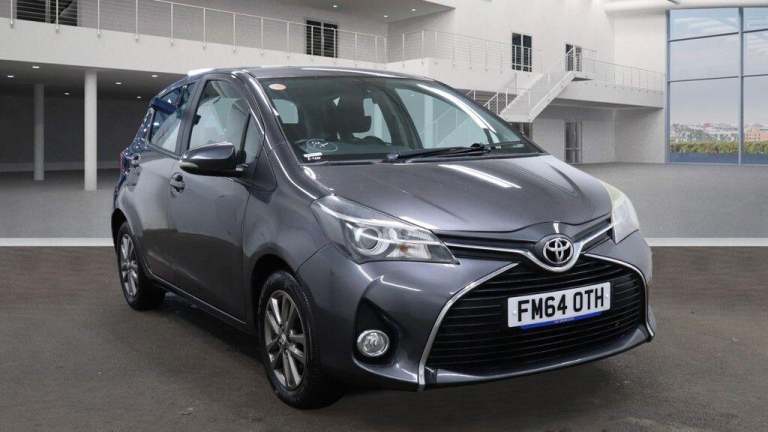 2015 Toyota Yaris 1.33 Dual VVT-i Icon Multidrive S Euro 5 5dr Euro 5 HATCHBACK Petrol Automatic